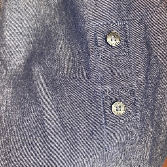 Express Women's Button-Up Long Sleeve Shirt - Picture 6 of 12